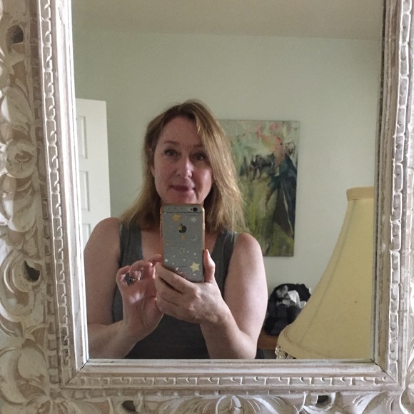 Meet your Posher, Sheri - Picture 1 of 1